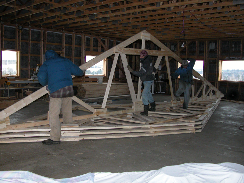Oct 2008 moving trusses and raising to position0001 small view